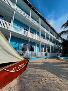 El Faro Beach Front by ÓOL Hotels - 4