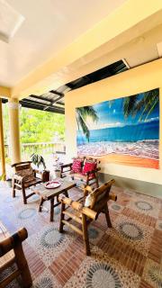 Chateau La Princesa with cozy garden & bar - Puerto Princesa - 2