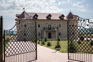Castel Unghern - Ivancea - 8