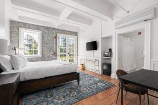 Stonehouse Inn, Santa Rosa - Private King Suite # 3 - Santa Rosa - 8