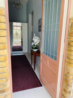 Gaudi Apartman - Szeged - 8