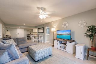 1200-402 Experience Serenity Steps from the Water - Sarasota - 9