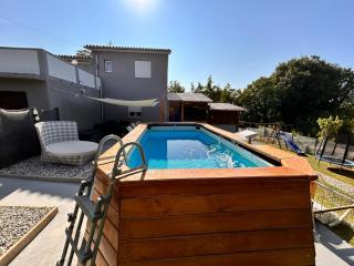 apartman Goga with pool and jacuzzi - 0