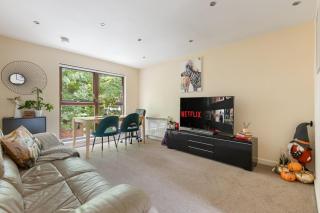 Canada Water Entire One-Bedroom Apartment - Londra - 4