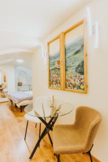 Locart -Cozy Downtown Apartment, near Black Church with Free Wi-fi - Braşov - 8