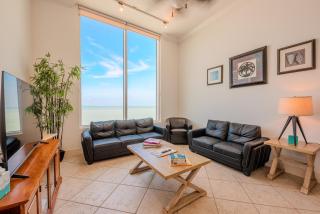 1901 Sapphire Beachfront 3 Bedroom Condo - South Padre Island - 9