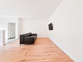 RAJ Living - 4 Zimmer Wohnung mit Terrasse - 25 Min zur Messe DUS - Krefeld - 4