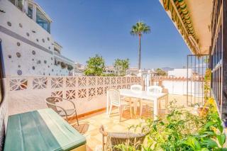 Charming Townhouse in El Faro, Spain, Stunning Sea View & Community Pool - Fuengirola - 5