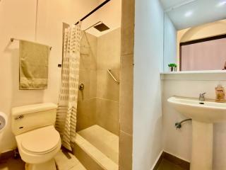 Great Location Quito Apartments - 4