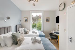 City Living Refined: Studio with Full Kitchen - London - 0