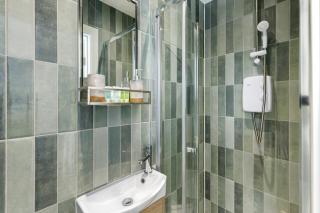 City Living Refined: Studio with Full Kitchen - London - 8