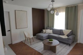Modern Oasis, King Bed Pet Friendly 10m to Beach - Fort Lauderdale - 1
