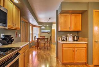 Evergreen Ranch Family Vacation Home, Sleeps 8, Private Hot Tub - 3