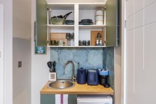 Cityscape Oasis Chic Studio for Urban Dwellers - Londra - 9