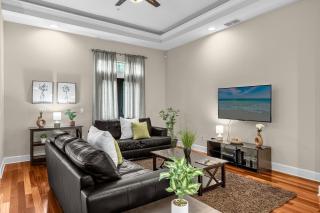 4BR Disney Family Townhouse Resort in Orlando - with Resort Pool, Gym, Games, & Jacuzzi - Orlando - 9