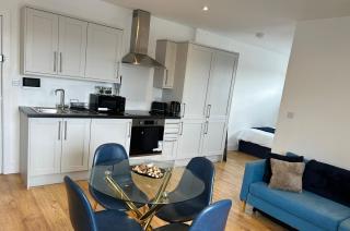 Modern 1 Bed Apartment CITY CENTRE MAIDSTONE - Maidstone - 8