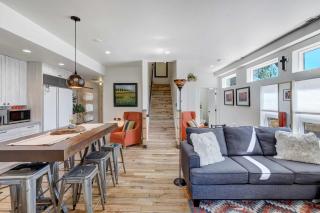 A-Frame Wonders Hot Tub w Mountain Views - 2