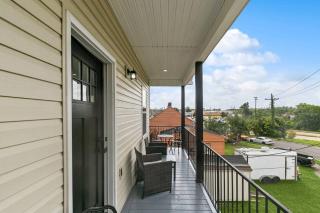 Luxury 6BR Oasis near French Qtr - New Orleans - 9