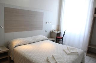 Hotel Due Giardini - Milan - 8