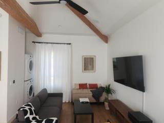 Ladera Retreat near Sofi Stadium, LAX, Beach - 6