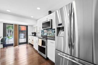 Heated Pool-Game Room-King Beds-75in TV-Sleeps 14 - 5