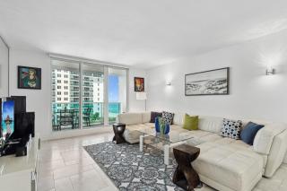 Romantic-5 star-1BR-Oceanfront-Balcony-South-Beach - 6