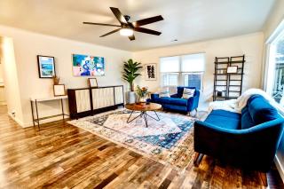 LP10 Downtown luxury villa with AC gameroom - 7