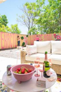 50 Shades of Pink-Private Hot Tub! - 2