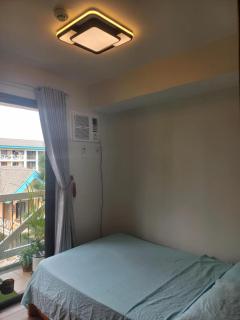 Pine Suites Tagaytay Luxury Spacious 2 Bedroom Condo With Balcony Amenities View - Tagaytay - 2