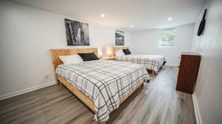 Spacious 5-Bedroom Retreat for 12 in Serene Neighborhood Near Louisville's Best Attractions - 6