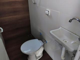 Aconchegante Microcasa Banheiro Privativo e Garagem Compartilhada - 4