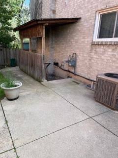 Comfortable Basement Home in Oakville, Ontario , Canada - Oakville - 1