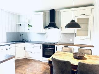 F-1112 Ferienwohnung Lobbe FeWo 01 strandnah, Garten - 8