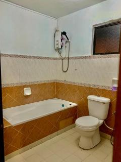 Rajbrothes - Kampong Alor Gajah - 3