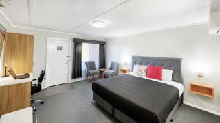 Deniliquin Motel - Deniliquin - 1