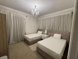 Urban Stay Luxury 2Br Apartment near Zamalek Cairo شقه جديده مفروشه في المهندسين - Il Cairo - 2