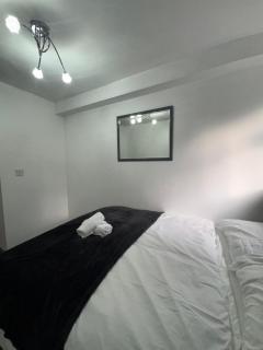 Barking Bliss-2 Bedroom,2 Bath, A Short Distance To Barking Station - Barking - 3