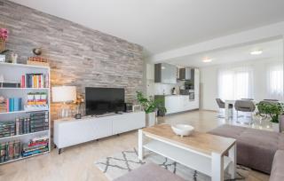 Three-Bedroom Holiday Home In Glavina Donja - Donja Glavina - 7