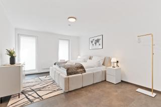 TOP Apartments - Stilvolle Wohnung mit Loggia im Stadtzentrum - Kingsize Bett - Smart TV - Netflix - 60qm - 24h Check-In - 9