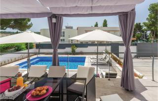 Three-Bedroom Holiday Home In Banjole - Banjole - 6