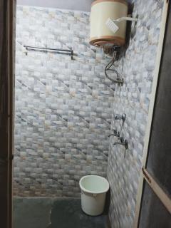 JAIN HOMESTAY UJJAIN Full Air Conditioning Near Mahakaleshwar Temple and Ujjain Railway Station - Ujjain - 3