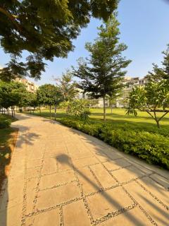 Wide Garden View - Shared Apartment - East Hub - Amusement Park - إطلالة واسعة على الحديقة - شقة مشتركة - 4