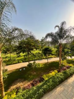 Wide Garden View - Shared Apartment - East Hub - Amusement Park - إطلالة واسعة على الحديقة - شقة مشتركة - 9