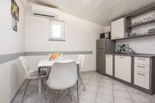 Apartment Genster Vir Kroatien - 1