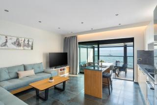 Peristeres Luxury Apartment Next To The Sea - BY APOKORAS VILLAS - 6