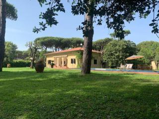 Villa Pratoverde con piscina - 2