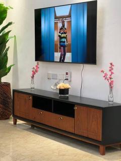 Spacious Sea view 3 Bedrooms - 1