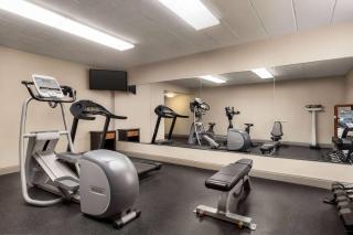 Days Hotel by Wyndham Allentown Airport / Lehigh Valley - Allentown - 2