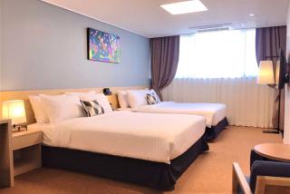 Days Hotel & Suites by Wyndham Incheon Airport - 5