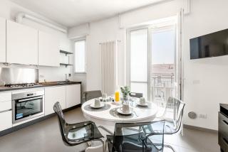 StayEasy Piane56 Panoramic apt next to M5 metro - Milaan - 3